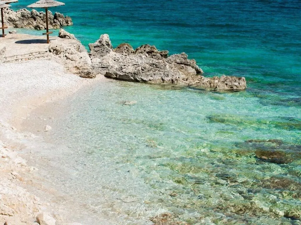 Villa Dina Comfortable Holiday Residence